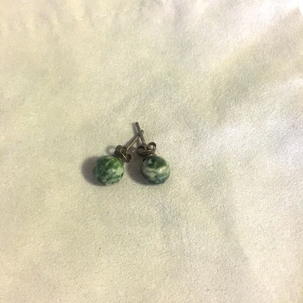 Tree 🌳 agate stud earrings